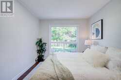 128 BRIARSCROSS BOULEVARD | Toronto Ontario | Slide Image Thirty