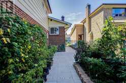 128 BRIARSCROSS BOULEVARD | Toronto Ontario | Slide Image Forty-four