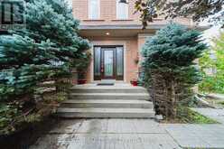 16 COURTNEY CRESCENT | Richmond Hill Ontario | Slide Image Two