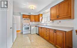 7397 CATALPA ROAD | Mississauga Ontario | Slide Image Twelve