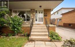 7397 CATALPA ROAD | Mississauga Ontario | Slide Image Three