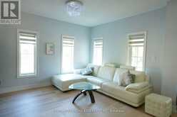 648 SOUTH UNIONVILLE AVENUE | Markham Ontario | Slide Image Ten