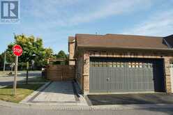 648 SOUTH UNIONVILLE AVENUE | Markham Ontario | Slide Image Two