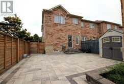 648 SOUTH UNIONVILLE AVENUE | Markham Ontario | Slide Image Three