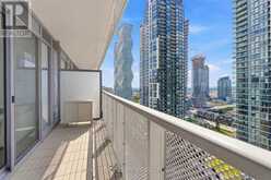 2112 - 4065 CONFEDERATION PARKWAY | Mississauga Ontario | Slide Image Seventeen