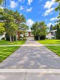 7 THE LINKS ROAD | Toronto Ontario | Slide Image One