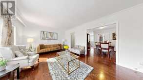 7 THE LINKS ROAD | Toronto Ontario | Slide Image Seven