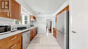 7 THE LINKS ROAD | Toronto Ontario | Slide Image Twelve