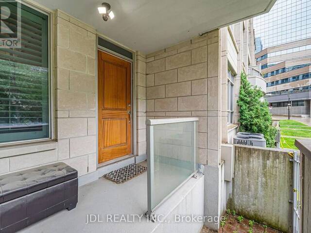TH07 - 761 BAY STREET Toronto Ontario, M5G 2R2 - 4 Bedrooms Condo For Sale