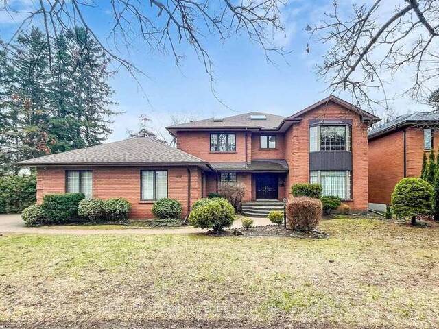 1127 OSHAWA BOULEVARD N Oshawa Ontario, L1G 5W2 - 6 Bedrooms Home For Sale