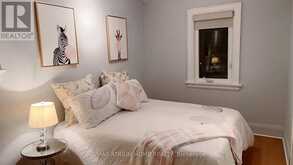 361 FAIRLAWN AVENUE | Toronto Ontario | Slide Image Thirteen