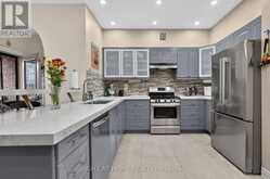 4 FOREST RUN BOULEVARD | Vaughan Ontario | Slide Image Ten