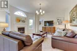 96 TIMBER VALLEY AVENUE | Richmond Hill Ontario | Slide Image Seventeen