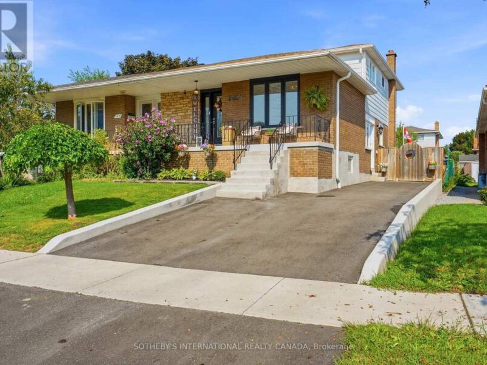 2429 WHALEY WHALEY DRIVE, Mississauga, Ontario L5B 2B3