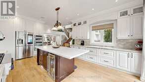 12 SAUNDERS LANE | Markham Ontario | Slide Image Twelve