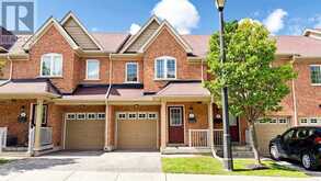 46 EDWIN PEARSON STREET | Aurora Ontario | Slide Image One