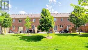 46 EDWIN PEARSON STREET | Aurora Ontario | Slide Image Thirty-seven