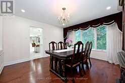88 CAMBRIDGE CRESCENT | Richmond Hill Ontario | Slide Image Twelve