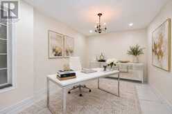 88 CAMBRIDGE CRESCENT | Richmond Hill Ontario | Slide Image Thirteen