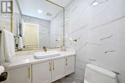 88 CAMBRIDGE CRESCENT | Richmond Hill Ontario | Slide Image Twenty-two