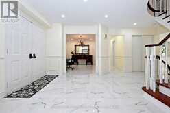 88 CAMBRIDGE CRESCENT | Richmond Hill Ontario | Slide Image Five