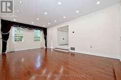 88 CAMBRIDGE CRESCENT | Richmond Hill Ontario | Slide Image Seven