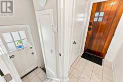 33 ASH CRESCENT | Toronto Ontario | Slide Image Six