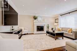 7 MENDIP CRESCENT | Toronto Ontario | Slide Image Fifteen