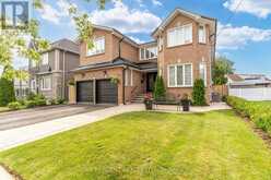 7 MENDIP CRESCENT | Toronto Ontario | Slide Image Two