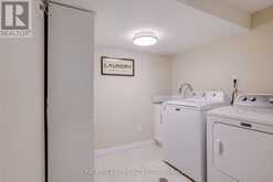 7 MENDIP CRESCENT | Toronto Ontario | Slide Image Forty-two