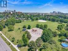 7 MENDIP CRESCENT | Toronto Ontario | Slide Image Forty-nine