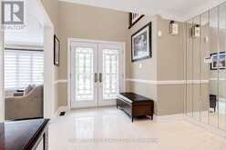 7 MENDIP CRESCENT | Toronto Ontario | Slide Image Four