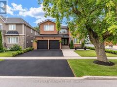 7 MENDIP CRESCENT Toronto Ontario, M1P 1Y3