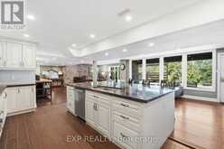1785 DAVIS DRIVE W | Newmarket Ontario | Slide Image Twenty-five
