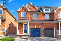 571 REEVES WAY BOULEVARD | Whitchurch-Stouffville Ontario | Slide Image Three