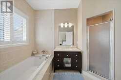 51 TONNER CRESCENT | Aurora Ontario | Slide Image Twenty-two