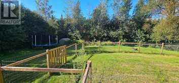 22823 WEIRS SIDE ROAD | Georgina Ontario | Slide Image Three