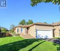 28 BROOKFIELD CRESCENT | Barrie Ontario | Slide Image One