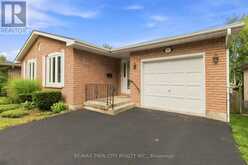 22 ALLENSGATE DRIVE | Brantford Ontario | Slide Image Three
