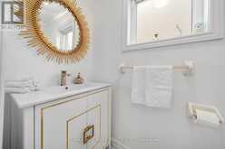 101 RAVINE EDGE DRIVE | Richmond Hill Ontario | Slide Image Thirteen