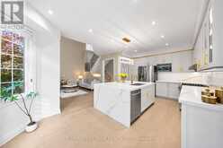 101 RAVINE EDGE DRIVE | Richmond Hill Ontario | Slide Image Nine