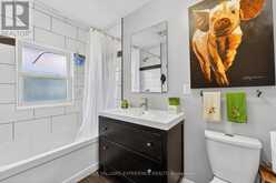 79 PENETANG STREET | Barrie Ontario | Slide Image Thirteen