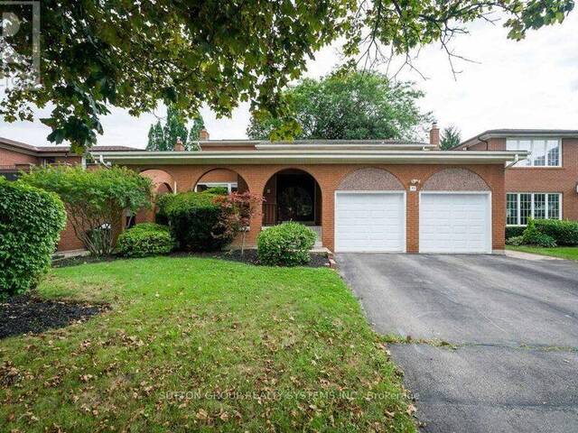 93 POPLAR HEIGHTS DRIVE Toronto Ontario, M9A 4Z3 - Property For Sale