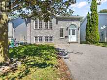 27 FARADAY GARDENS | Belleville Ontario | Slide Image One