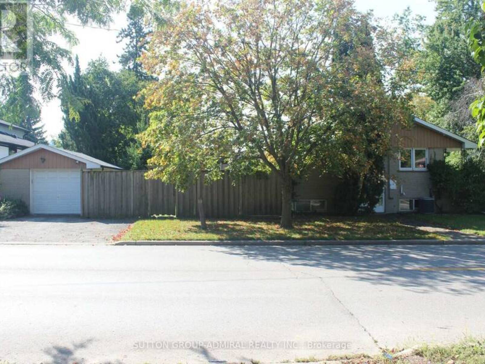 49 TALBOT ROAD, Toronto, Ontario M2M 1R7