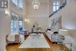 56 WINCHESTER LANE | Richmond Hill Ontario | Slide Image Nine