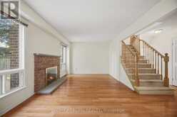 236 AUSTIN DRIVE | Markham Ontario | Slide Image Eighteen