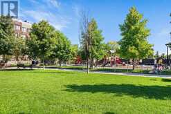17 - 85 EASTWOOD PARK GARDENS | Toronto Ontario | Slide Image Thirty-eight