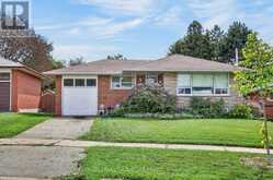 73 CASTLEGROVE BOULEVARD | Toronto Ontario | Slide Image Three