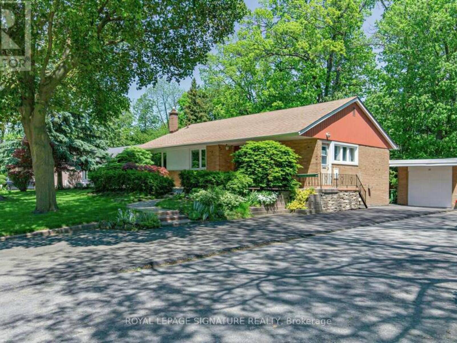 69 GREENLAND ROAD, Toronto, Ontario M3C 1N4